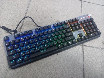 Б/в Клавіатура Msi strike 600 silent 01-201088343
