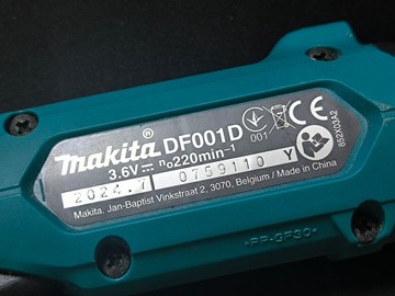 Б/в Шурупокрут Makita df001dw 01-201096354