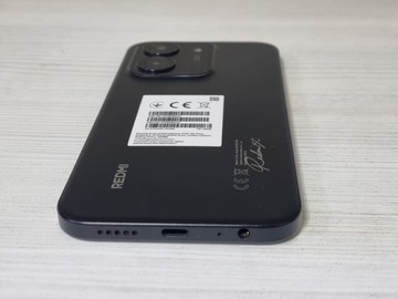 Б/в Мобільний телефон Xiaomi redmi 15c 4g 4/128gb 01-201107210