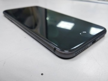 Б/в Мобільний телефон Apple iphone 8 plus 64gb 01-201121281