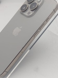 Б/в Мобільний телефон Apple iphone 15 pro 256gb 01-201149971