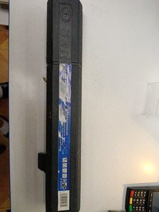 Б/в Ключ динамометричний S&R 1/2 28-210nm 01-201160388