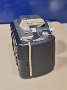 01-200578302: Olympus sp-600uz