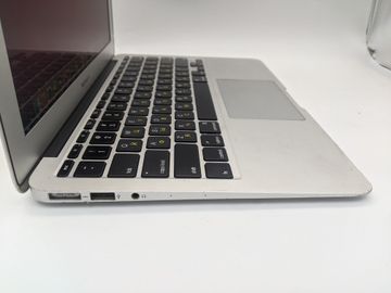 01-200751110: Apple macbook air 2013 a1465 11.6" core-i5 1,3ghz/ram4gb/ssd128gb/intel hd graphics 5000