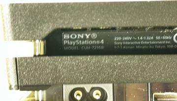 01-200786216: Sony playstation 4 pro