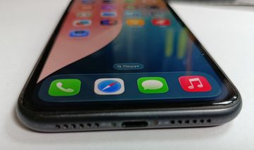 Б/в Мобільний телефон Apple iphone 11 64gb 01-200809798