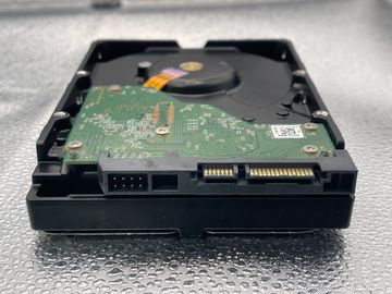 Б/в Жорсткий диск Wd red 4 tb 01-200834065