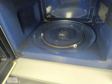 Б/в Мікрохвильова піч Samsung ce2874nr 01-200848651