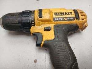 Б/в Шурупокрут Dewalt dcd710 2акб 2ah зп 01-200855449