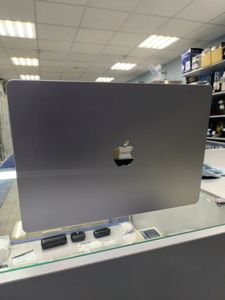 Б/в Ноутбук Apple macbook a3114/15.3/m3/8 gb/256 gb/10 core gpu retina 01-200839227