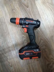 Б/в Шурупокрут Dnipro-M cd-218q 1акб 4ah зп 01-200860382