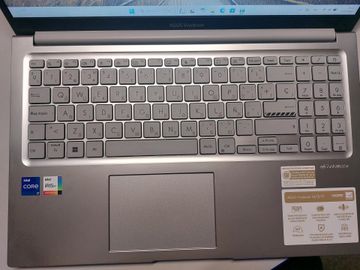 Asus 15/core i7-1255u ddr5/16gb ddr5/hdd *відсутній/ssd 1000 gb/*інтегрована