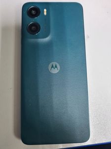 Б/в Мобільний телефон Motorola moto g05 4/128gb 01-200866249