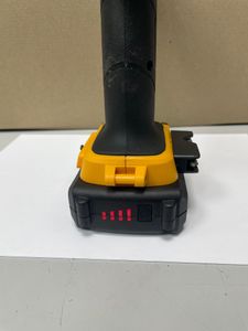 Б/у Шуруповерт Jcb jcb-18cd-2xb-e 01-200860779