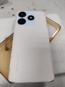 Б/в Мобільний телефон Tecno spark 10 pro 8/256gb 01-200814247