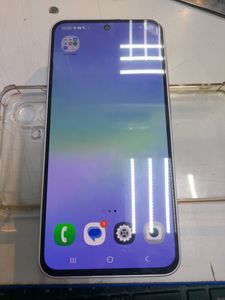 Б/в Мобільний телефон Samsung galaxy a36 5g 6/128gb 01-200908427