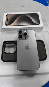 Б/у Мобільний телефон Apple iphone 15 pro 256gb 01-200908039