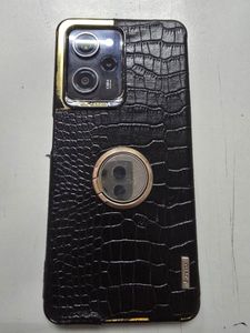 Б/в Мобільний телефон Xiaomi poco x5 pro 5g 8/256gb 01-200908230