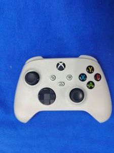 Б/у Игровая приставка Microsoft xbox series s 512gb 01-200916407