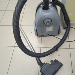 Б/в Пилосос Lg v-c3044rd 01-200920445