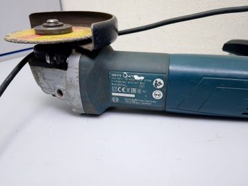 Б/у Угловая шлифмашина Bosch gws 670 professional 01-200923567