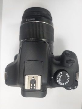 Б/в Фотоапарат Canon eos 4000d + ef-s 18-55 1:3.5-5.6 iii 01-200930664