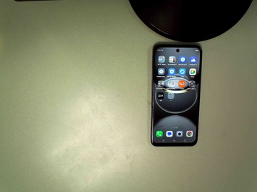 Б/в Мобільний телефон Tecno spark 30c kl5n 6/128gb 01-200933451