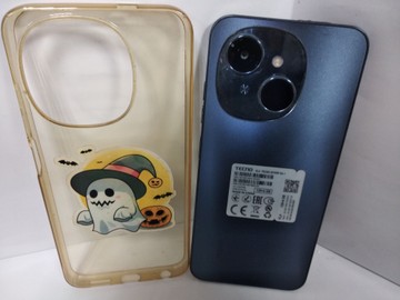Б/в Мобільний телефон Tecno spark go 1 kl4 4/128gb 01-200938704
