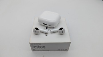 Б/в Навушники Apple airpods 4 with active noise cancellation 01-200937237