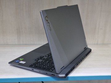 Б/в Ноутбук Lenovo 15/core i5-12600hx ddr4/16gb ddr4/ssd 500 gb/geforce rtx4050 6gb 01-200903262