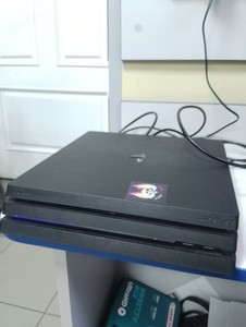 Б/в Ігрова приставка Sony playstation 4 pro 1tb 01-200949398