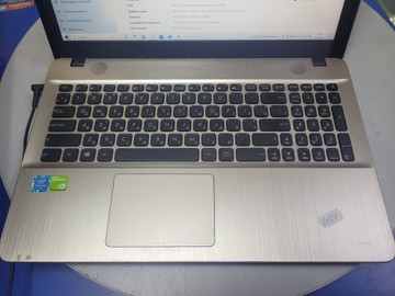 Б/в Ноутбук Asus 15/pentium n4200 ddr3/4gb ddr3/hdd 500 gb/geforce 810m 01-200963805