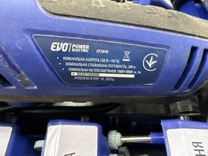 Б/в Багатофункціональний інструмент Evo cf1010+набір 01-200962187