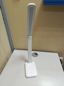 Б/у Настільна лампа Altalusse inl-5056t 01-200974023