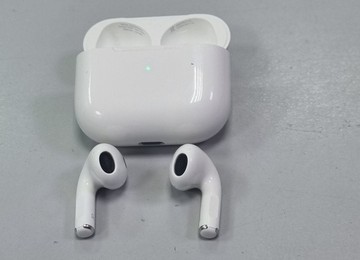 Б/в Навушники Apple airpods 3rd generation 01-200929473