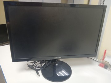 Б/в Монітор Samsung s19f355 01-201008293