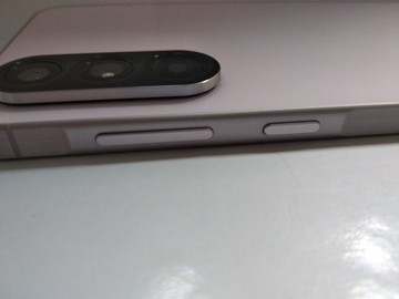 Б/в Мобільний телефон Samsung galaxy a56 5g 8/256gb 01-201012461