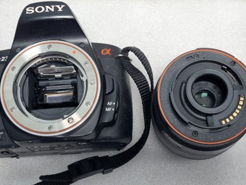 Б/в Фотоапарат цифровий Sony alpha dslr-a200 (sony sal1855 (dt 3.5-5.6/18-55 sam)) 01-201020401
