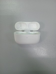 Б/в Навушники Apple airpods pro 2nd generation with magsafe charging case usb-c 01-201028066