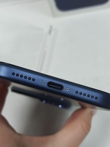 Б/в Мобільний телефон Apple iphone 17 pro max 256gb 01-201030314