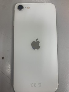 Б/в Мобільний телефон Apple iphone se 2020 64gb 01-201042020