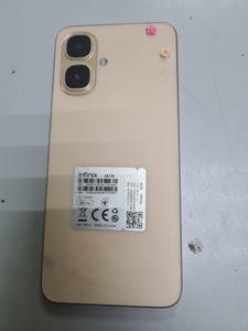 Б/в Мобільний телефон Infinix smart 10 4/128gb 01-201053143
