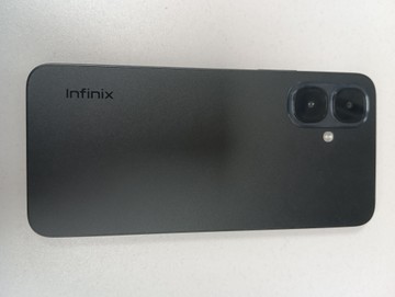 Б/у Мобільний телефон Infinix smart 10 4/128gb 01-201071311