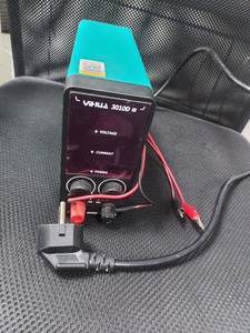 Б/в Автомобільний зарядний пристрій Yihua 3010d 01-201114705