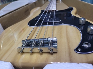 Б/в Бас-гітара Stagg sbp-30 01-201041972