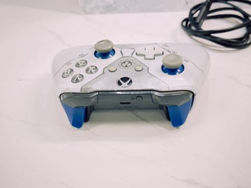 Б/в Ігрова приставка Microsoft xbox one x 1tb 01-201163508
