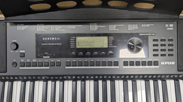 Б/в Синтезатор Kurzweil kp110 01-201146221