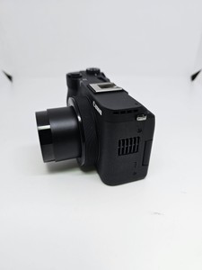 Б/у Компактный фотоаппарат Canon powershot v1 01-201183187