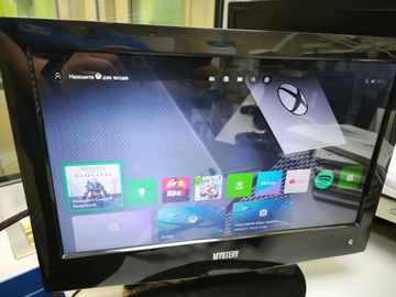 01-200495291: Microsoft xbox one x 1tb