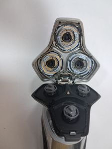 01-200547643: Philips shaver series 9000 s9975/55